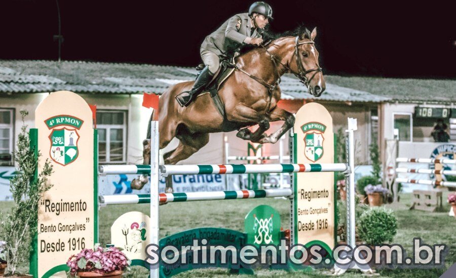 Festival Hípico Noturno em Porto Alegre - Foto Rodrigo Ziebell