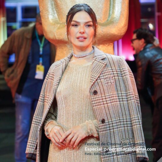 Atriz Isis Valverde no Festival de Cinema de Gramado 2023 - Foto Agência PressPhoto - programacaodigital.com