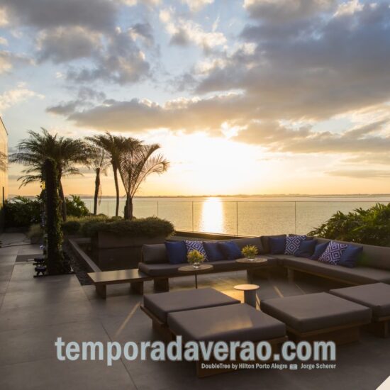 DoubleTree by Hilton Porto Alegre lança Sunset no Terraço Origens