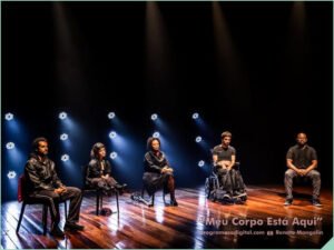 Festival Teatro em Movimento apresenta "Meu Corpo Está Aqui" no Teatro Sesiminas.