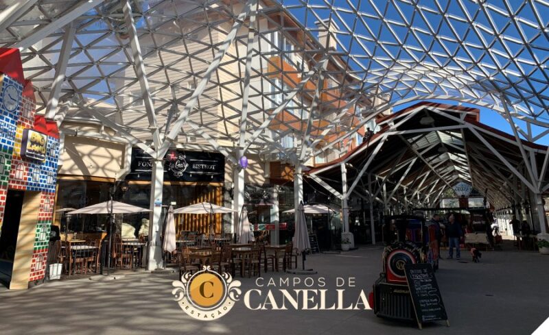 Estação Campos de Canella : Rua Coberta de Canela - programação digital