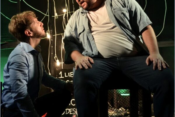 Ator Fábio de Luca apresenta comédia espírita “60 minutos para morrer” no Teatro da AMRIGS em Porto Alegre Ator Fábio de Luca - comédia espírita "60 minutos para morrer" - programacaodigital.com