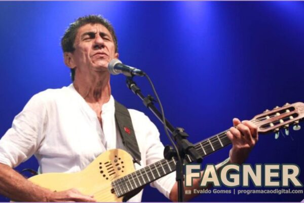 Cantor Fagner celebra 50 anos de carreira com show no Guairão em Curitiba Show Cantor Fagner - programacaodigital.com