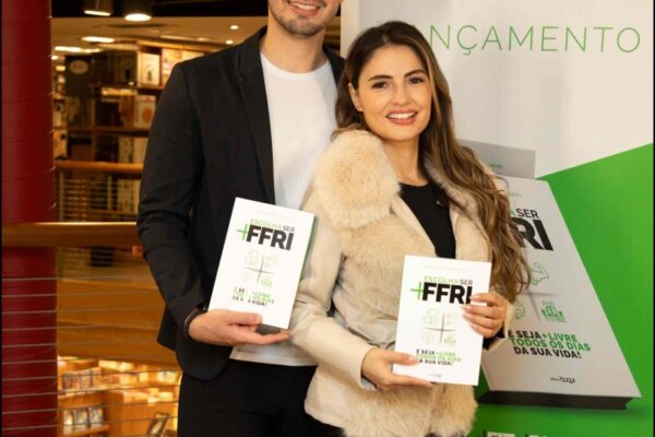 Casal Bertran Filomena e Júlia Neves lança palestra sobre o método +FFRI, criado para transformar escolhas e ampliar a liberdade