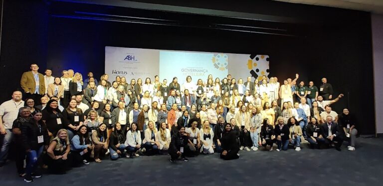 1º Encontro Catarinense de Governança Hoteleira reúne profissionais de todo o estado no Costão do Santinho