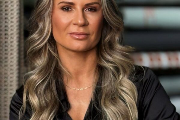 Andrea Feine inaugura showroom em Porto Alegre com foco em experiência, design e curadoria global