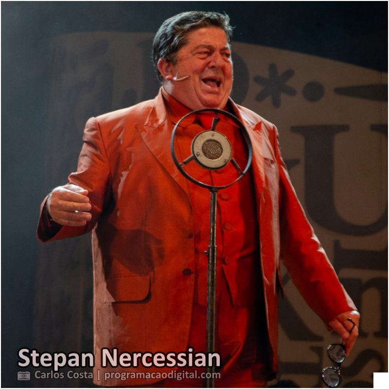 Stepan Nercessian em 'Chatô e os Diários Associados – 100 Anos de Paixão' - programacaodigital.com