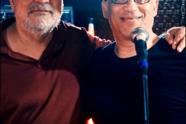 Duo panamenho Fajardo y Morales lança o single "Que Maravilla"